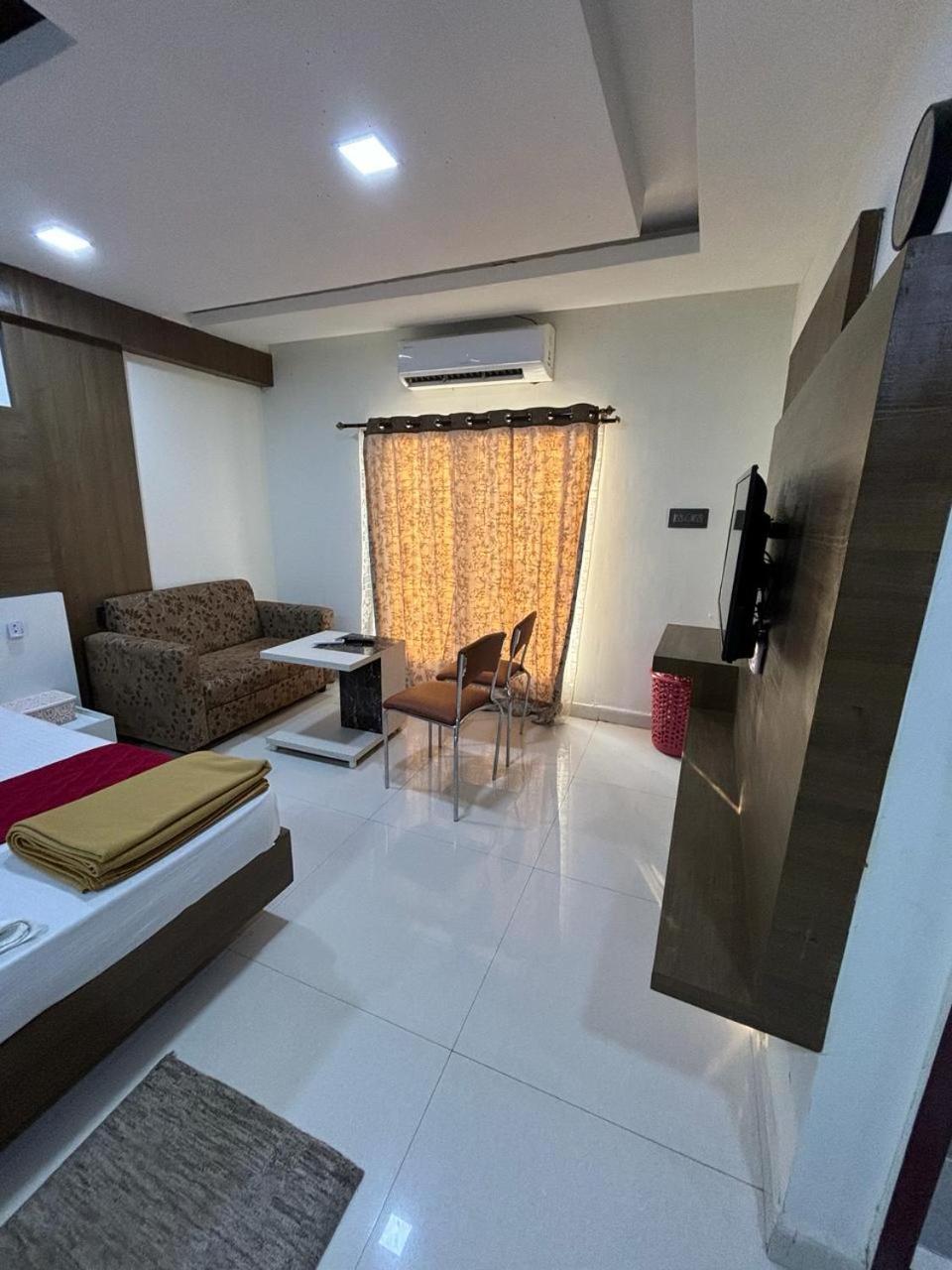 Grand Meridian Vinnamangalam Kültér fotó