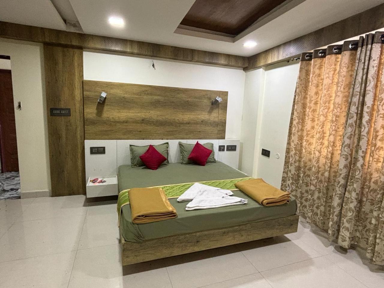 Grand Meridian Vinnamangalam Kültér fotó